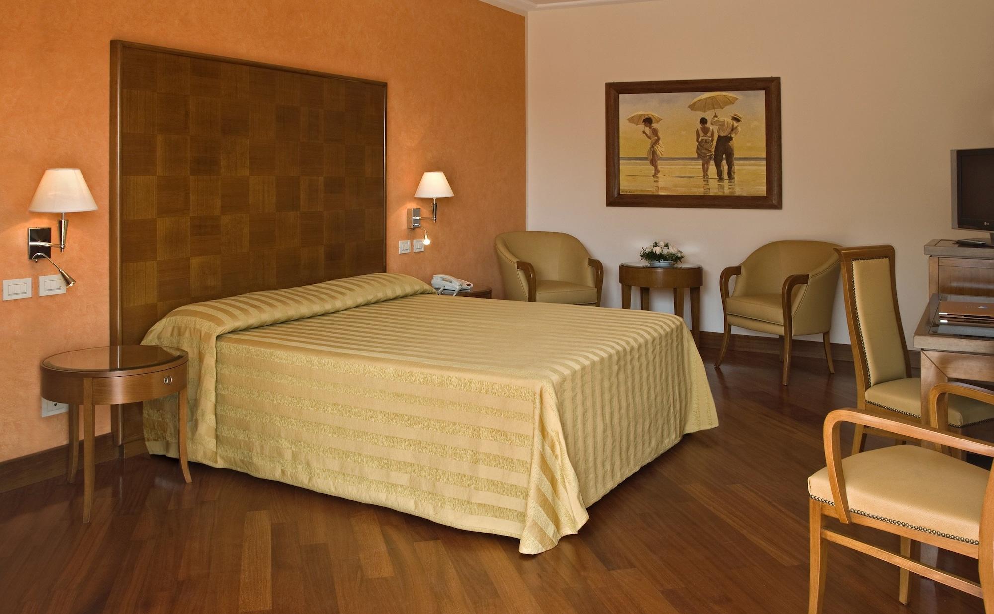 Versilia Palace Hotel Marina di Pietrasanta Ngoại thất bức ảnh