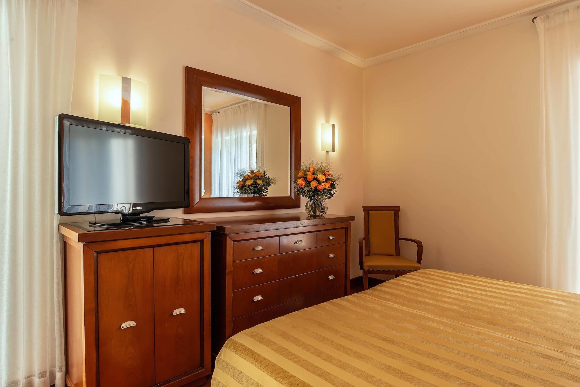 Versilia Palace Hotel Marina di Pietrasanta Ngoại thất bức ảnh