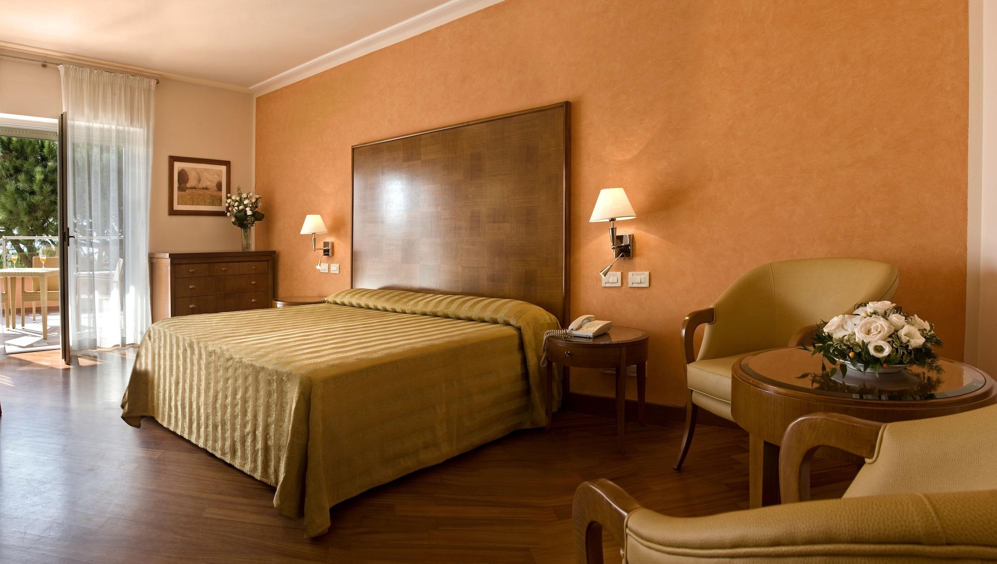 Versilia Palace Hotel Marina di Pietrasanta Ngoại thất bức ảnh